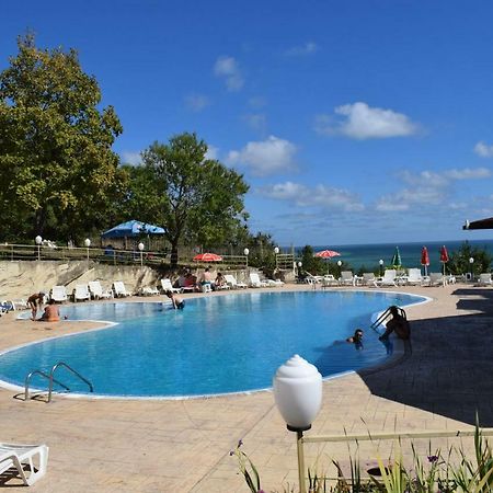 Ahilea Hotel - Free Pool Access Balchik Eksteriør billede