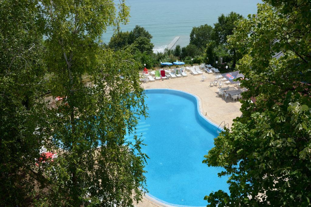Ahilea Hotel - Free Pool Access Balchik Eksteriør billede