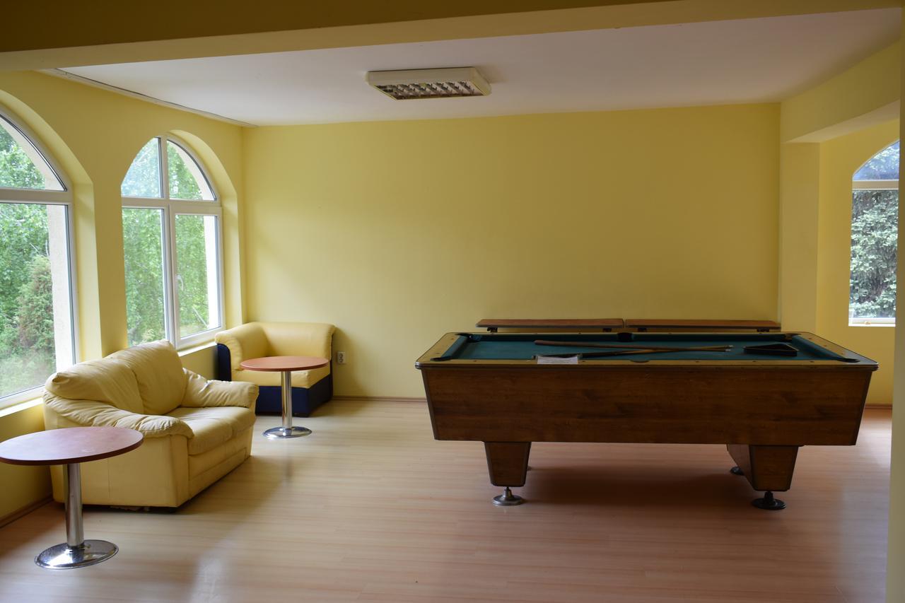 Ahilea Hotel - Free Pool Access Balchik Eksteriør billede