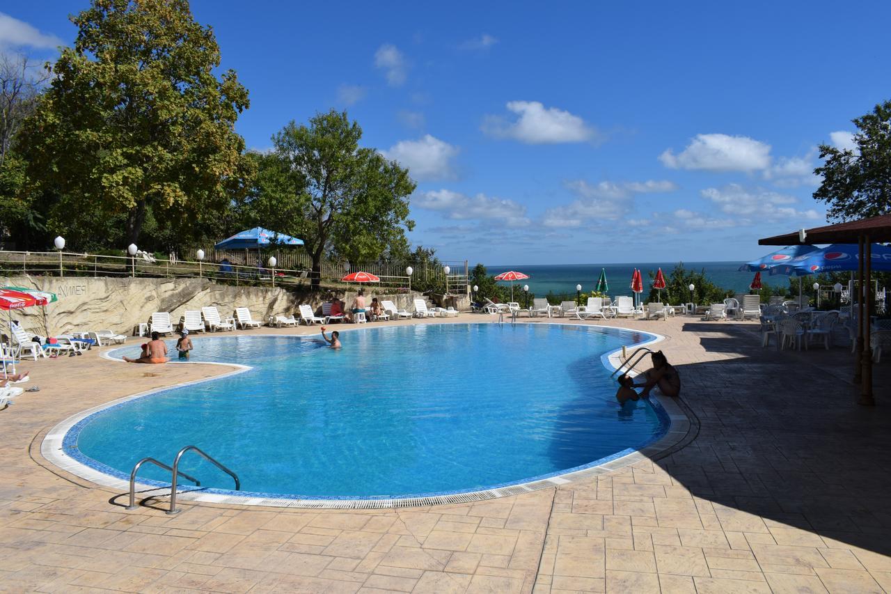 Ahilea Hotel - Free Pool Access Balchik Eksteriør billede
