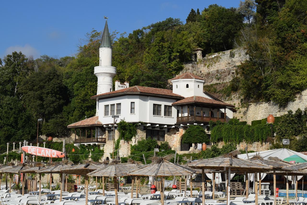 Ahilea Hotel - Free Pool Access Balchik Eksteriør billede