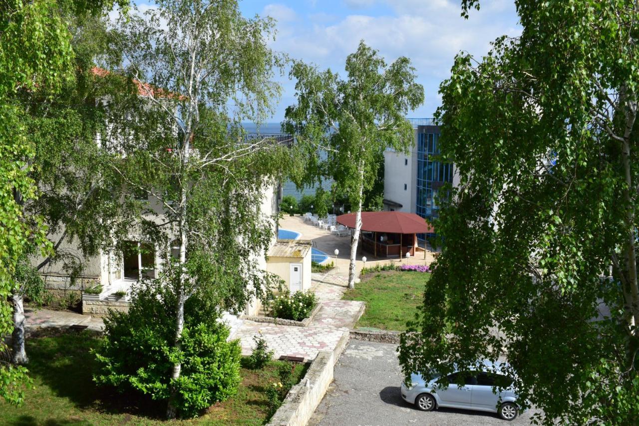 Ahilea Hotel - Free Pool Access Balchik Eksteriør billede