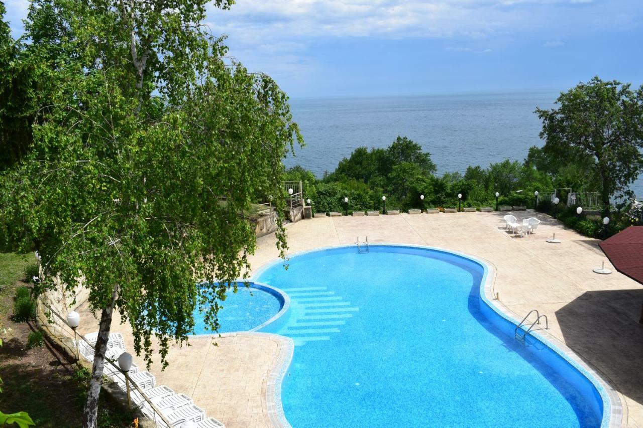 Ahilea Hotel - Free Pool Access Balchik Eksteriør billede