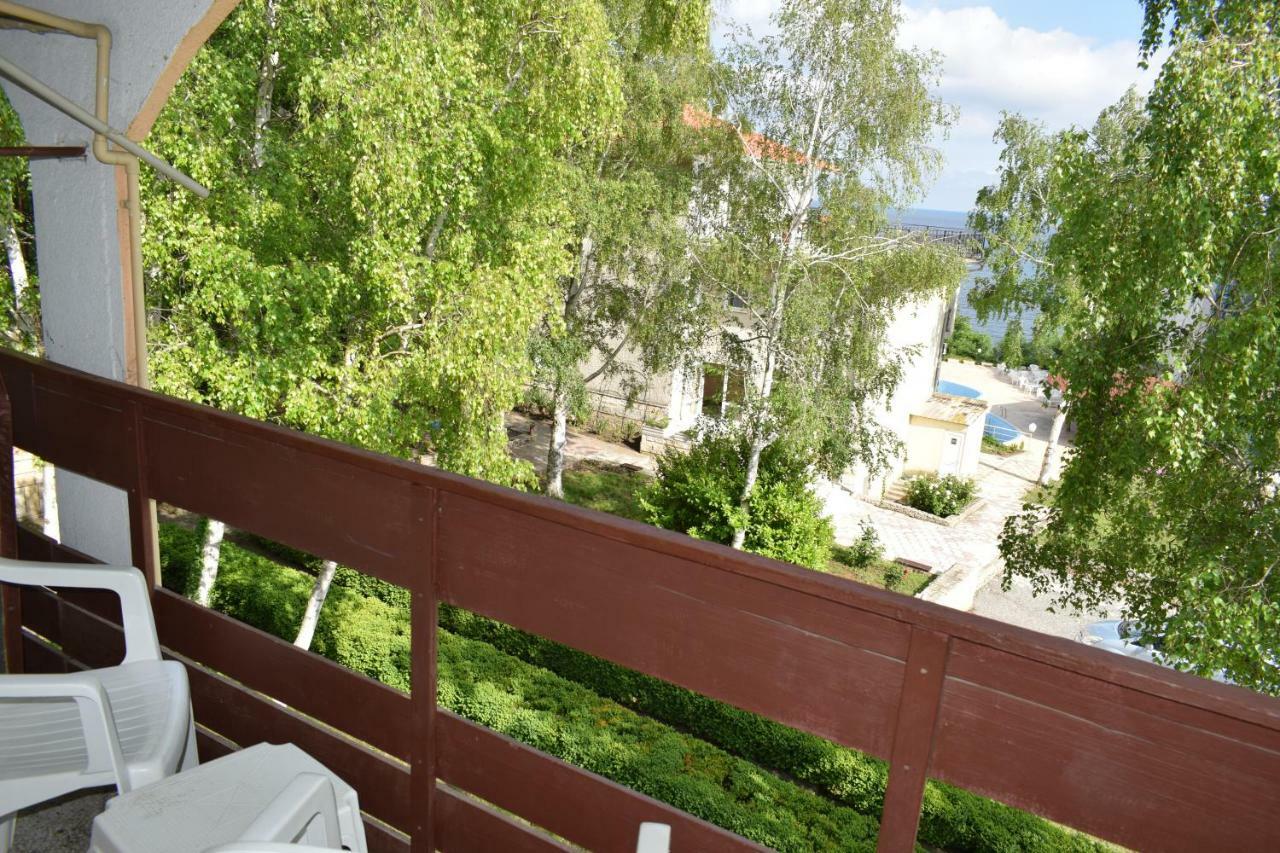 Ahilea Hotel - Free Pool Access Balchik Eksteriør billede