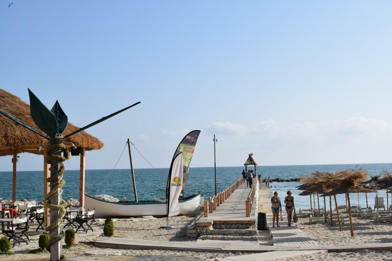 Ahilea Hotel - Free Pool Access Balchik Eksteriør billede