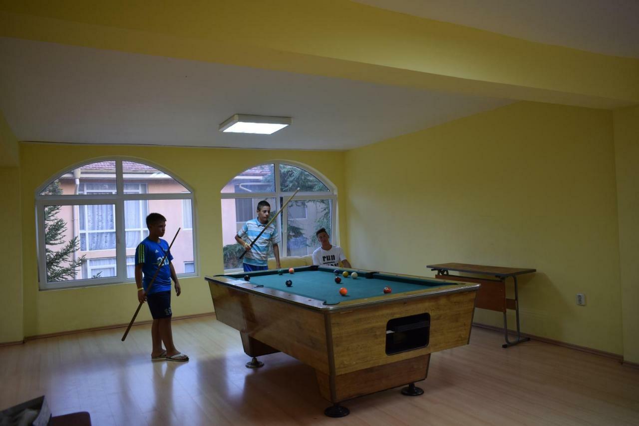 Ahilea Hotel - Free Pool Access Balchik Eksteriør billede